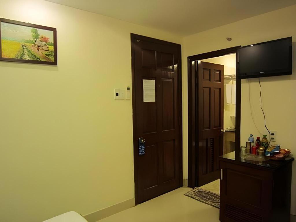 Nui Thanh Hotel Хошимин Экстерьер фото